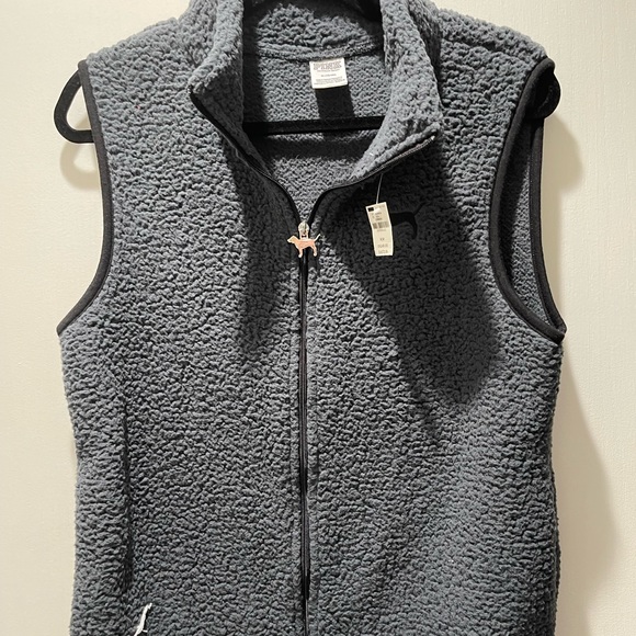 VS PINK Sherpa Vest - Picture 1 of 3